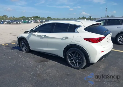 2018 Infiniti Qx30 Essential from USA, damaged, VIN SJKCH5CP0JA003131